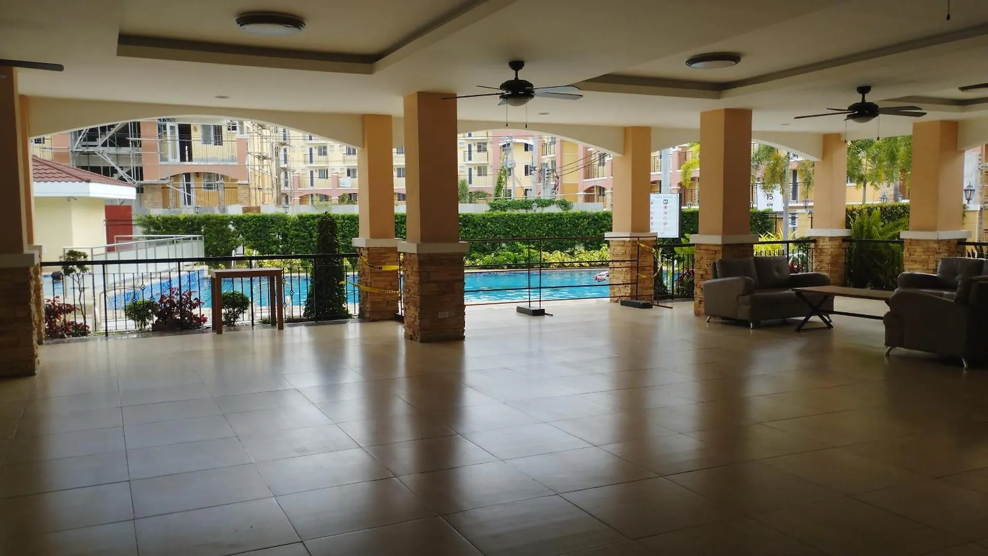 Aparthotel Minimalist 1 Bedroom Condo At Arezzo Place Davao City